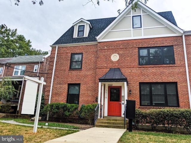 3918 W Street Nw - Photo 1