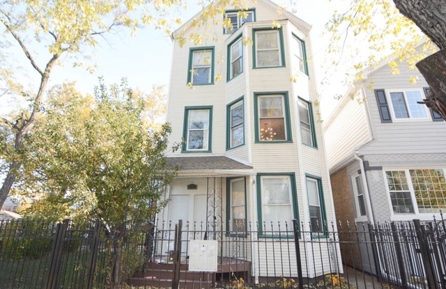 2657 N Ridgeway Avenue - Photo 1