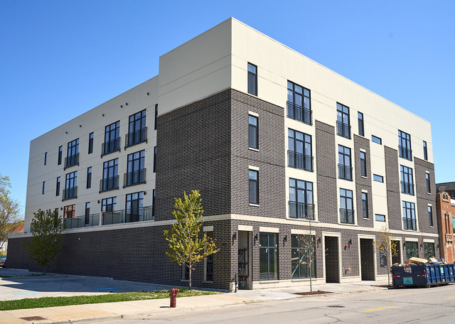 926 E 43rd Street - Photo 1