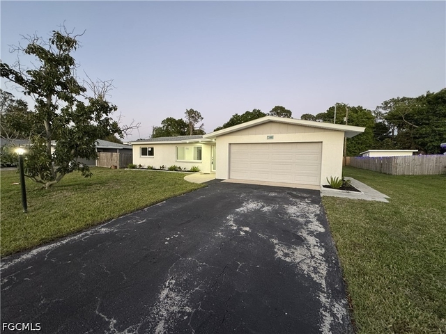 1201 Betmar Boulevard - Photo 1