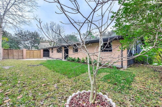 9006 Dunlap Street - Photo 1