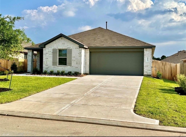 40643 Creekside Bluff Trail - Photo 1