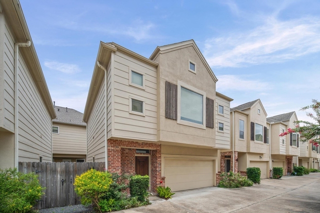 3840 Center Street - Photo 1