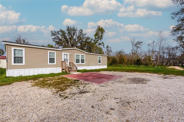 3205 J And J Manor Road - Photo 1