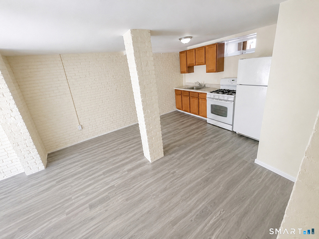 125 Hillside Avenue - Photo 1