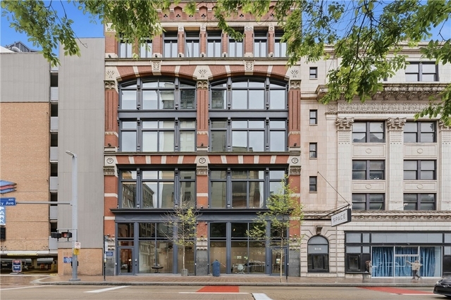 824 Liberty Ave - Photo 1