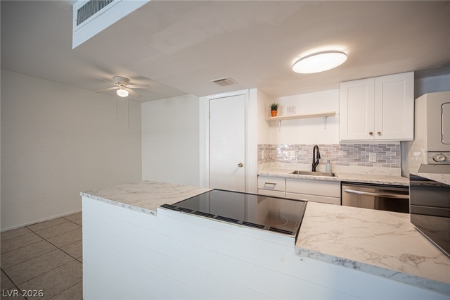1428 Lorilyn Avenue - Photo 1