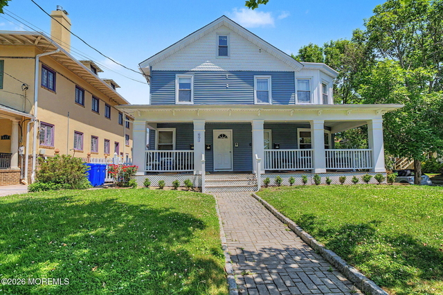 601 4th Avenue - Photo 1