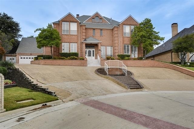 2121 Shari Lane - Photo 1