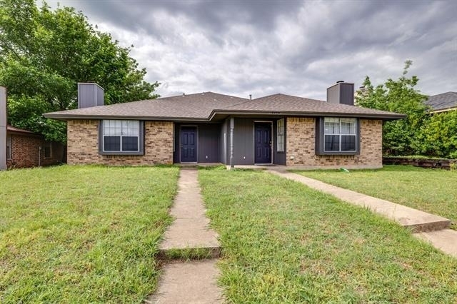 3422 Heritage Lane - Photo 1