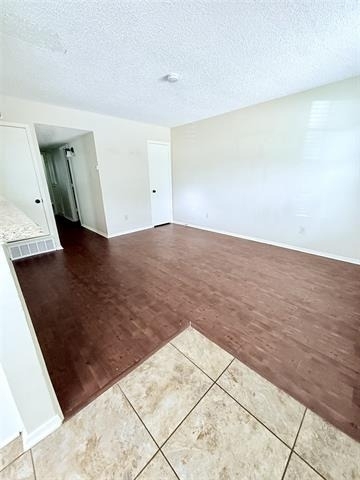 620 Race Street - Photo 1