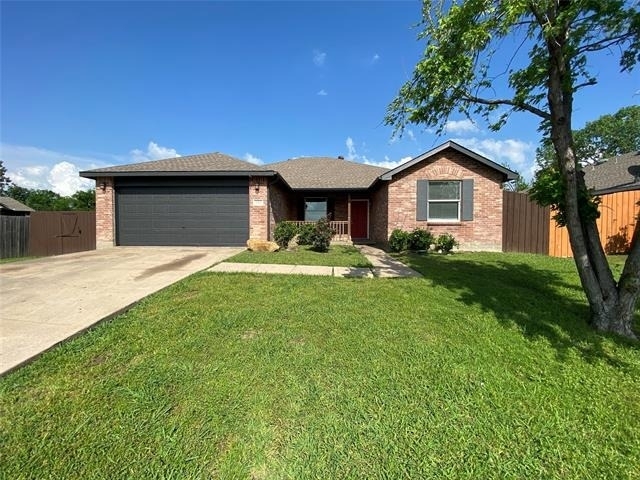 618 Marbury Way - Photo 1