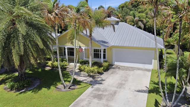 5802 Se Wesley Avenue - Photo 1