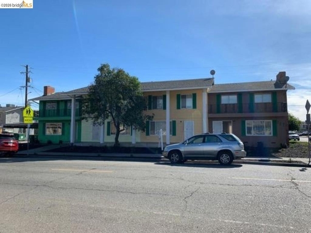 742 Ponce De Leon Ave - Photo 1