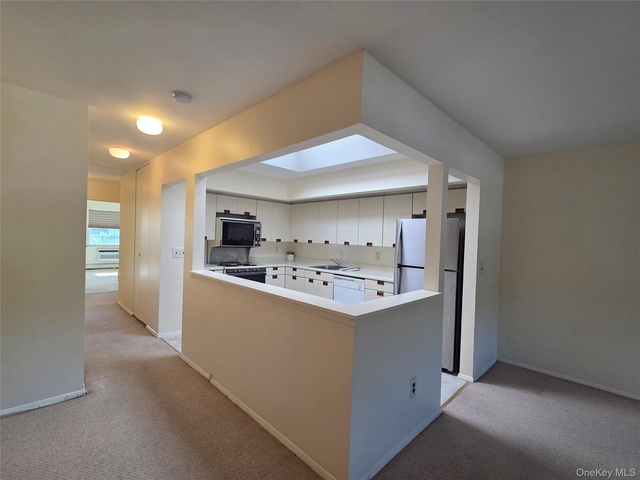 12-29 Diane Place - Photo 1