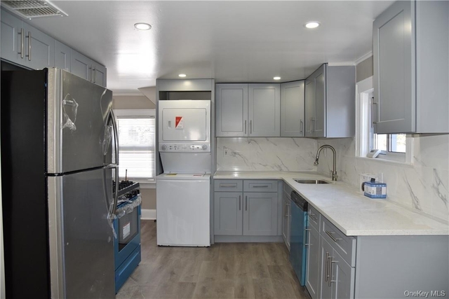 99 Maple Avenue - Photo 1