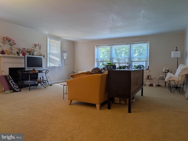 2433 N 50th Street - Photo 1