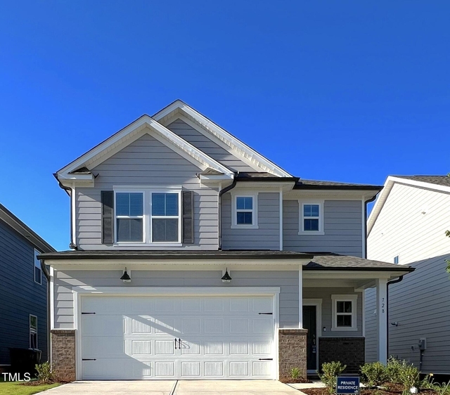 728 Denburn Place - Photo 1