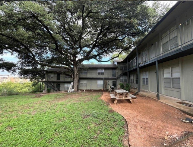 509 Cedar Dr - Photo 1
