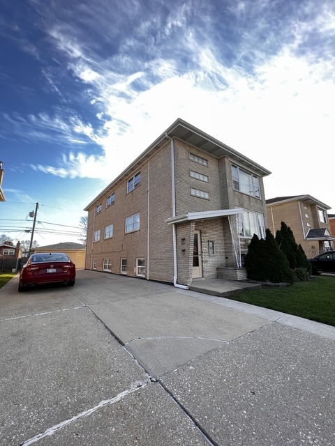 5217 W 87th Street - Photo 1
