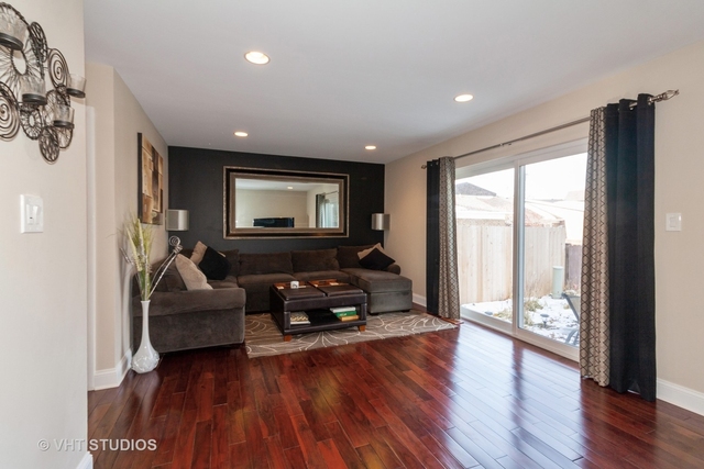 17w764 Lowell Lane - Photo 1