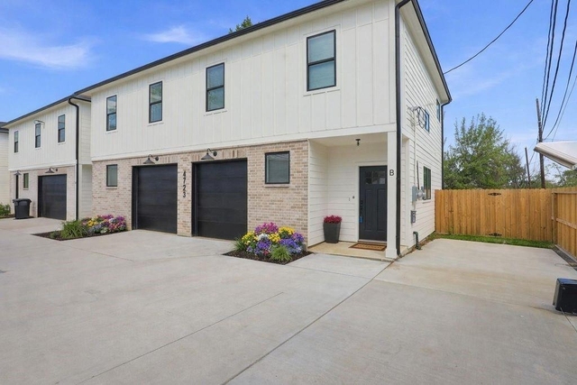 4723 Mallow Street - Photo 1