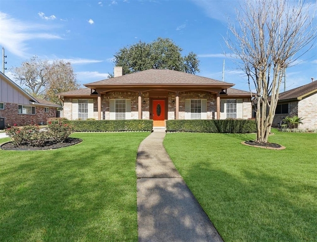 14006 Briarworth Drive - Photo 1