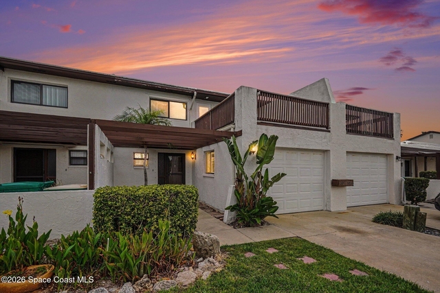 110 Skyline Boulevard - Photo 1