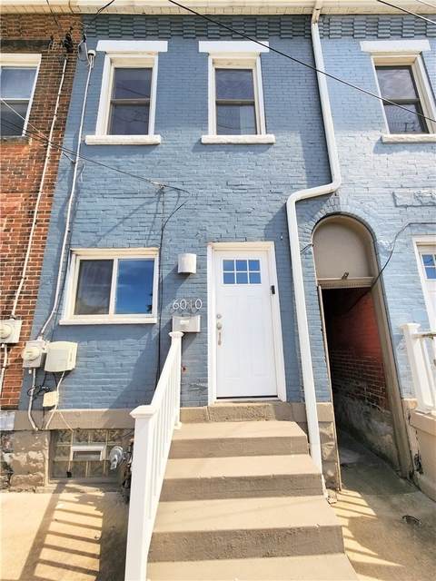 6010 Butler St - Photo 1