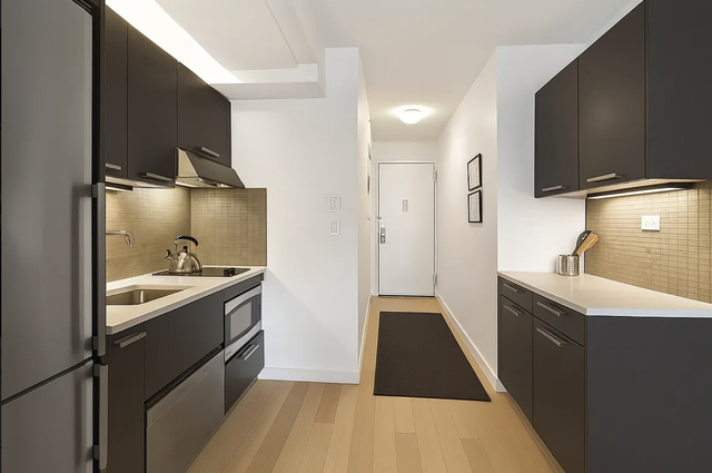 East 39th Street - Photo 1