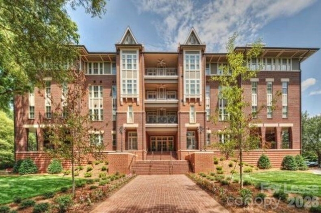 2100 Queens Road W - Photo 1