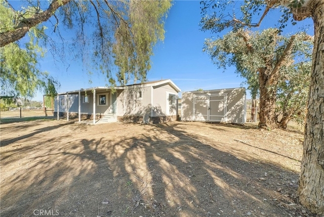 22450 Norris - House On The Ba - Photo 1