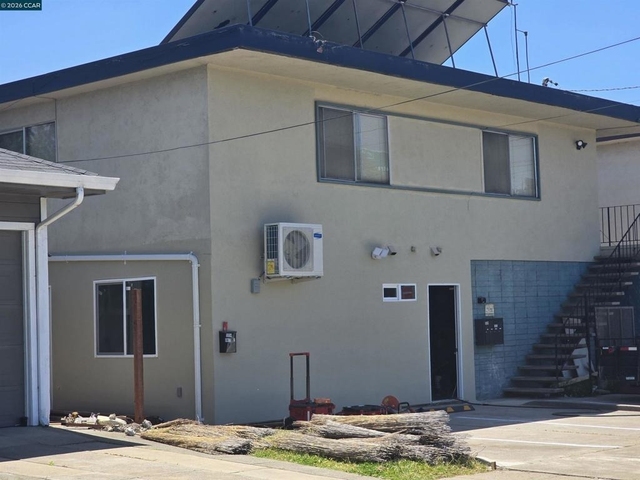 5534 Jefferson Ave - Photo 1