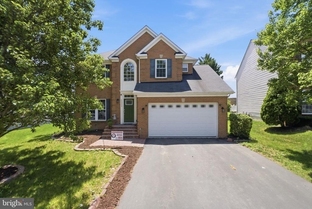 25403 Vacation Place - Photo 1