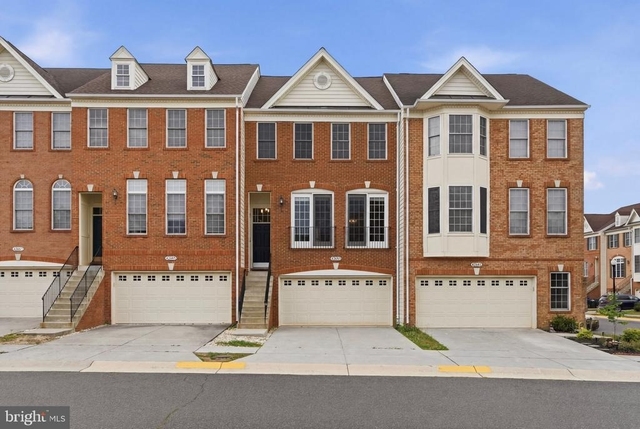 42683 Newcomer Terrace - Photo 1