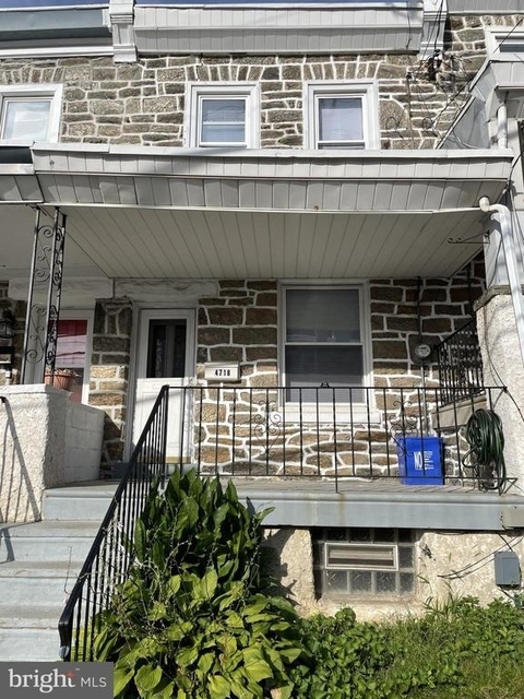 4718 Silverwood Street - Photo 1