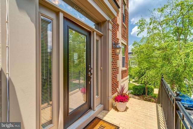 510 Overlook Park Drive - Photo 1