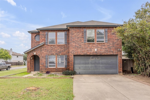 2514 Byfield Dr - Photo 1