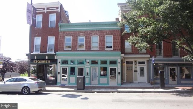765 Washington Boulevard - Photo 1