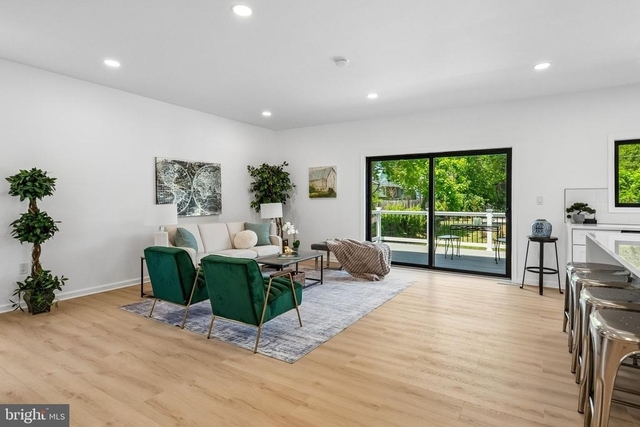 3108 Adams Street Ne - Photo 1