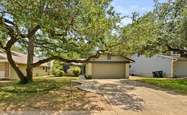 7403 Dallas Dr - Photo 1