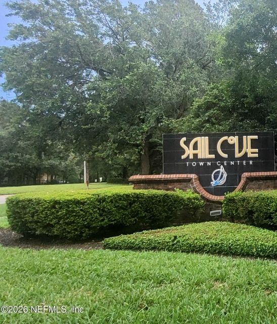 10000 Gate Parkway N - Photo 1