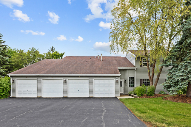 557 E Shag Bark Lane - Photo 1