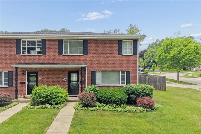 40 S Maywood Road - Photo 1