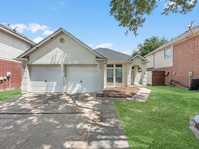18634 S Wimbledon Drive - Photo 1