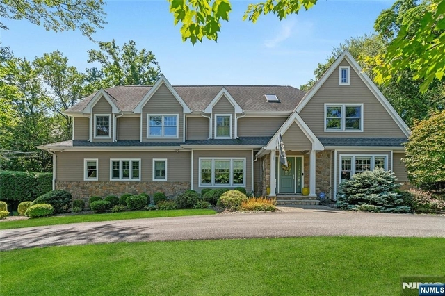 7 Deerhill - Photo 1