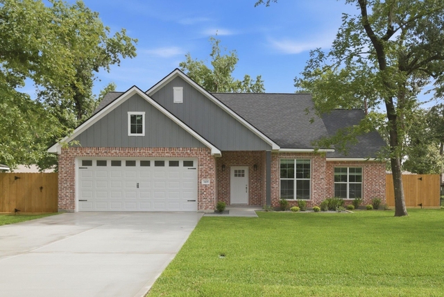3418 Shadowcrest Lane - Photo 1