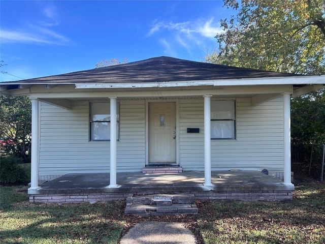 1648 W Rev Dr Ransom Howard St - Photo 1