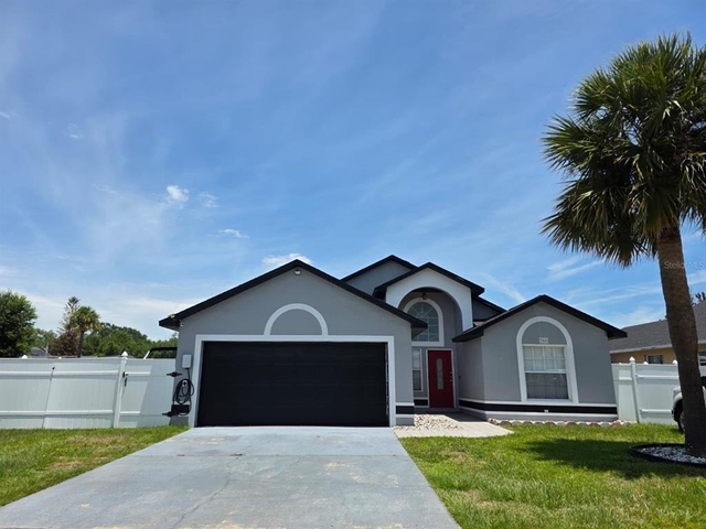 763 Country Woods Circle - Photo 1