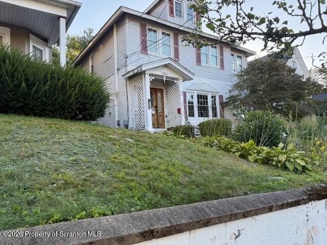 1034 Fairfield Street - Photo 1